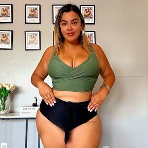BIKINI VERDE Y NEGRO